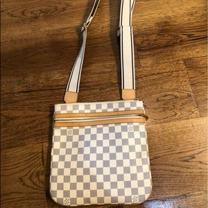 Louis Vuitton Bosphore Pochette Damien
